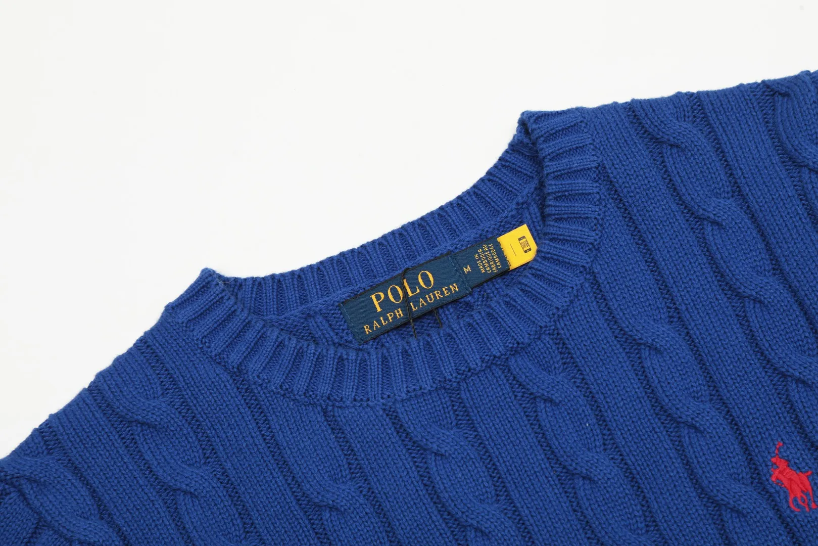 🅿️160 "Top quality" Style number: DS002# (not off the shelves all year round) [Ralph Lauren round neck solid color pony embroidered logo knitted short sleeves] ✅Ralph Lauren classic basic versatile knitted short sleeves for all seasons ✅Main supplier platform live broadcast Wholesale entities Replenish when out of stock Not off the shelves ✅ZP quality 1:1 version Scan the code to enter the GF website Counter quality ✅Detailed quality is the only one in Guangzhou Imported quality cotton yarn, focusing on high-end, cost-effective, good quality needless to say ✅The version is restored to the original order, the maximum size can be worn up to 160 pounds, loose, comfortable and stress-free ✅The upper body is simple and easy to match, a must-have for goddess ootd, good-looking clothes are never picky, a must-have in the goddess’ wardrobe Size: S-XL Color: Black White Gray Light Blue Light Pink Colorful Blue Khaki Bright Yellow Fruit Green Milk Apricot Wood Green Taro Purple Chinese Red Anchor Red Navy Red Label Navy Blue White Label